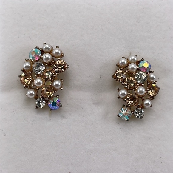 Paisley Pearl & AB Crystal Earrings - Picture 6 of 7